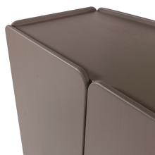 Laden Sie das Bild in den Galerie-Viewer, ROOT 2-DOORS CABINET PINE TRUFFLE BROWN [fsc]