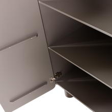 Laden Sie das Bild in den Galerie-Viewer, ROOT 2-DOORS CABINET PINE TRUFFLE BROWN [fsc]