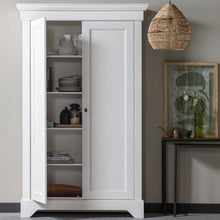 Laden Sie das Bild in den Galerie-Viewer, ISABEL CABINET PINE WHITE [fsc]