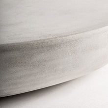Load image into Gallery viewer, Concrete coffee table