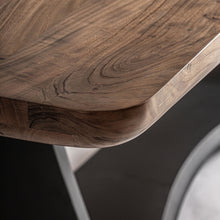 Carica l&#39;immagine nel visualizzatore di Gallery, Acacia dining table