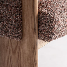 Laden Sie das Bild in den Galerie-Viewer, Cluny chair