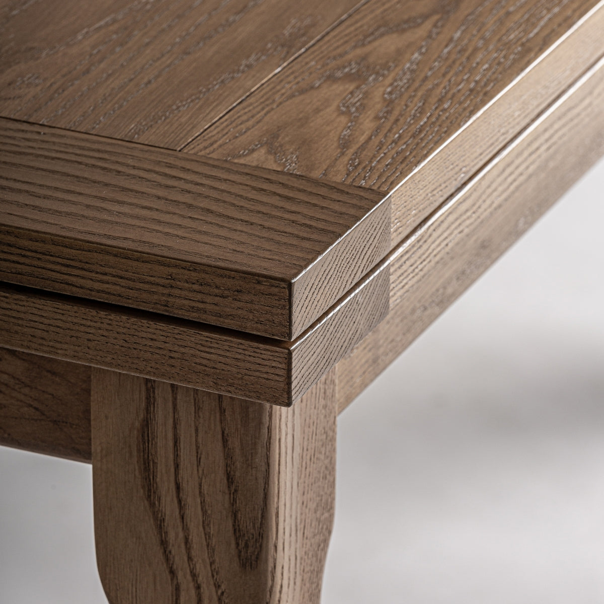 Ash wood extendable dining table