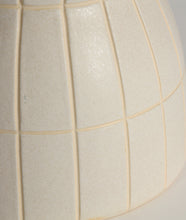 Carica l'immagine nel visualizzatore di Gallery, Ceramic Beige Side Table