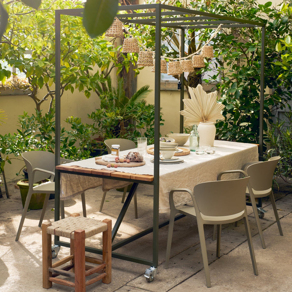 BENT GARDEN CHAIR PLASTIC GREEN