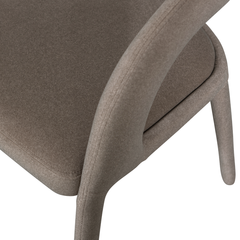 ARMS DINING CHAIR FELT BROWN