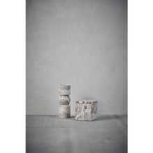 Laden Sie das Bild in den Galerie-Viewer, Ellia candlestick 9X9X23 cm. Linen