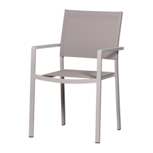 Charger l'image dans la galerie, FOWL GARDEN CHAIR ALUMINIUM/TEXTILE SAND