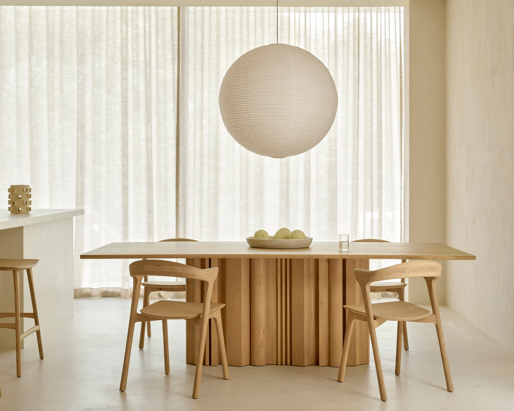 Sequence dining table