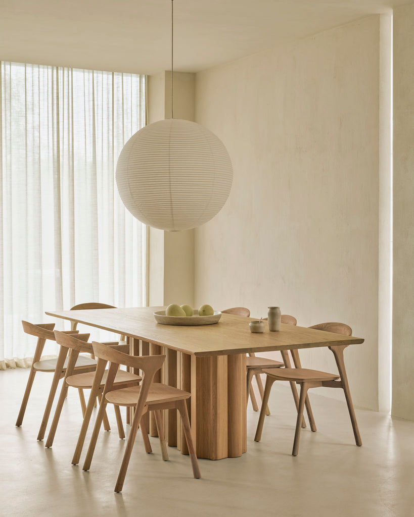 Sequence dining table