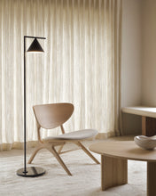 Carica l&#39;immagine nel visualizzatore di Gallery, Eye lounge chair with seat cushion