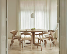 Laden Sie das Bild in den Galerie-Viewer, Corto dining table