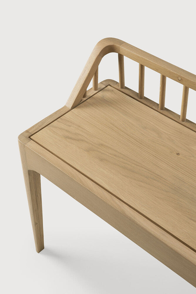 Spindle bench Oak