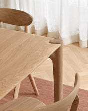 Charger l&#39;image dans la galerie, PI dining table