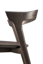 Laden Sie das Bild in den Galerie-Viewer, Bok dining chair Oak Brown