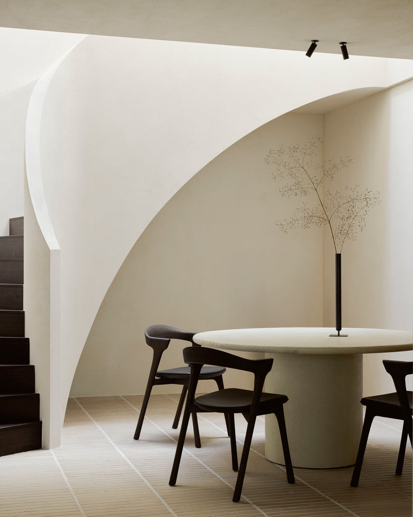 Elements dining table