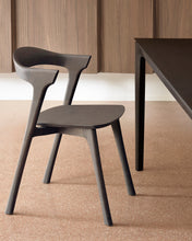 Laden Sie das Bild in den Galerie-Viewer, Bok dining chair Oak Brown