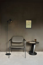 Laden Sie das Bild in den Galerie-Viewer, DC lounge chair Olive Green Leather