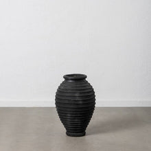 Carica l&#39;immagine nel visualizzatore di Gallery, GRAY FIBER CEMENT VASE DECORATION 39 X 39 X 60 CM
