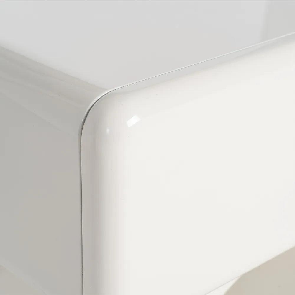 Cream lacquered MDF bedside table 50 x 40 x 57 cm