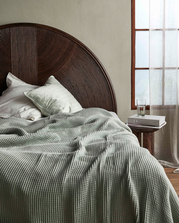 ALPHA BED COVER