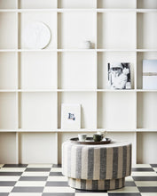 Charger l&#39;image dans la galerie, LADOGA pouf