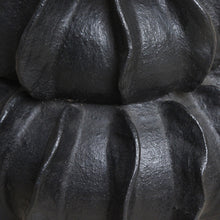 Carica l'immagine nel visualizzatore di Gallery, Terra table lamp black