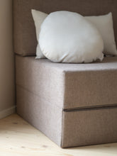 Cargar imagen en el visor de la galería, KINOS floor lounger | taupe