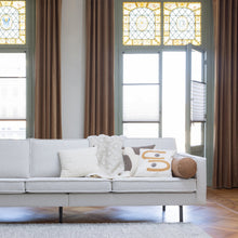 Laden Sie das Bild in den Galerie-Viewer, RODEO SOFA 3-SEATER BOUCLE NATURAL