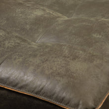 Laden Sie das Bild in den Galerie-Viewer, RODEO CLASSIC SOFA 3-SEATER ECO LEATHER ARMY