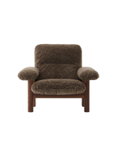 Carica l'immagine nel visualizzatore di Gallery, BRASILIA LOUNGE CHAIR, SHEEPSKIN |Made-to-order