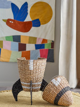 Cargar imagen en el visor de la galería, Cosmina Basket w/Lid, Nature, Seagrass