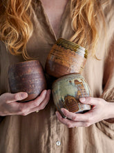 Load image into Gallery viewer, Dahlia Mug, Brown, Stoneware