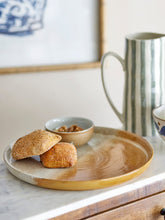 Charger l'image dans la galerie, Dahlia Serving Plate, Brown, Stoneware