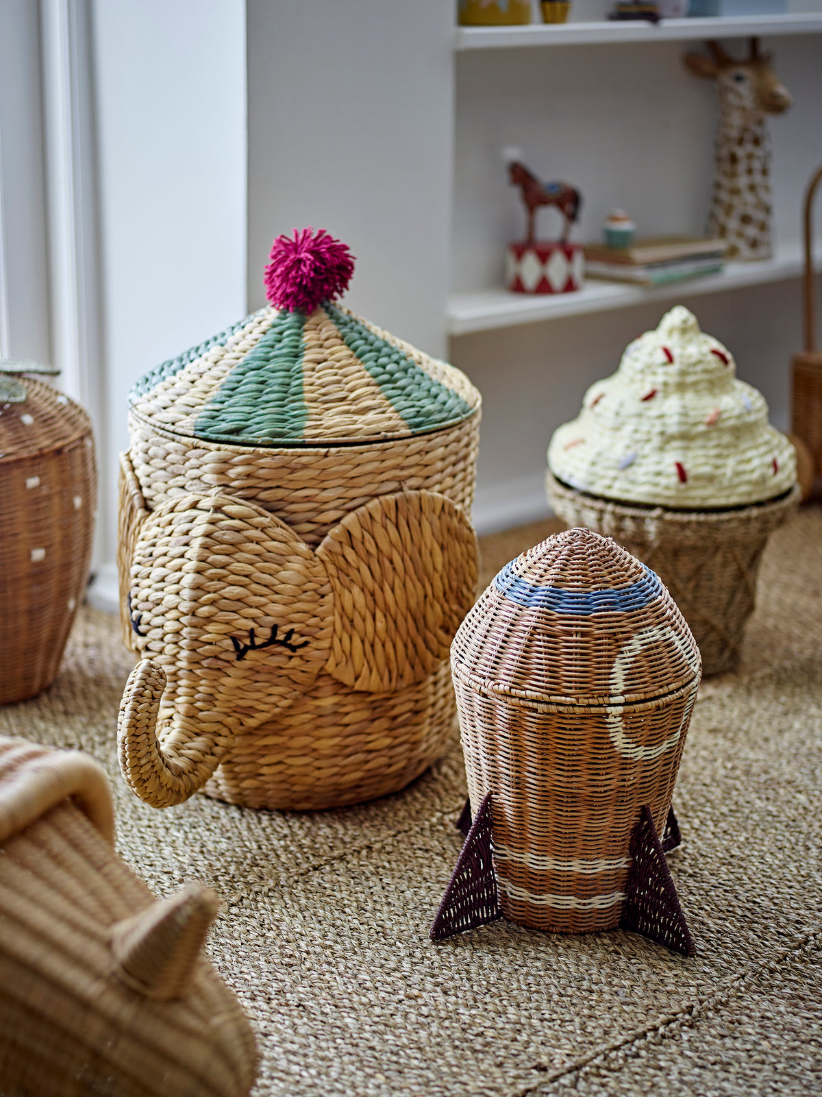 Bobo Basket w/Lid, Nature, Water Hyacinth