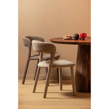Cargar imagen en el visor de la galería, NOBLE DINING CHAIR SAND