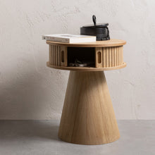 Cargar imagen en el visor de la galería, KARRI NIGHTSTAND ROUND WOOD NATURAL