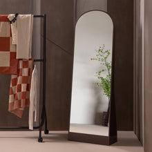Cargar imagen en el visor de la galería, SOLARI DRESSING MIRROR 175X60 CM WOOD HIGH GLOSS BROWN [fsc]