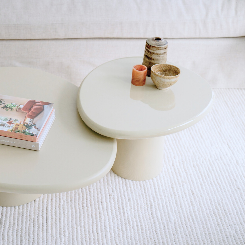 Coffee table Juno W64 cm x D55 cm x H40 cm - Shining Pale khaki Stoneskin - Round edge