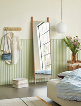 Charger l&#39;image dans la galerie, Lean Floor Mirror Natural