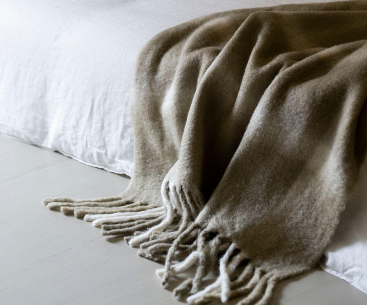 BEIGE TARTAN WOOL BLANKET 125X150CM