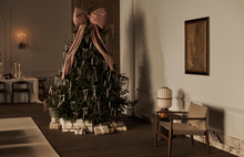 Carica l'immagine nel visualizzatore di Gallery, Archer armchair
