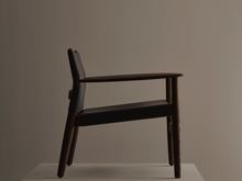 Carica l'immagine nel visualizzatore di Gallery, Archer armchair