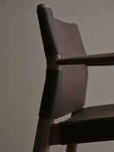 Carica l'immagine nel visualizzatore di Gallery, Archer armchair