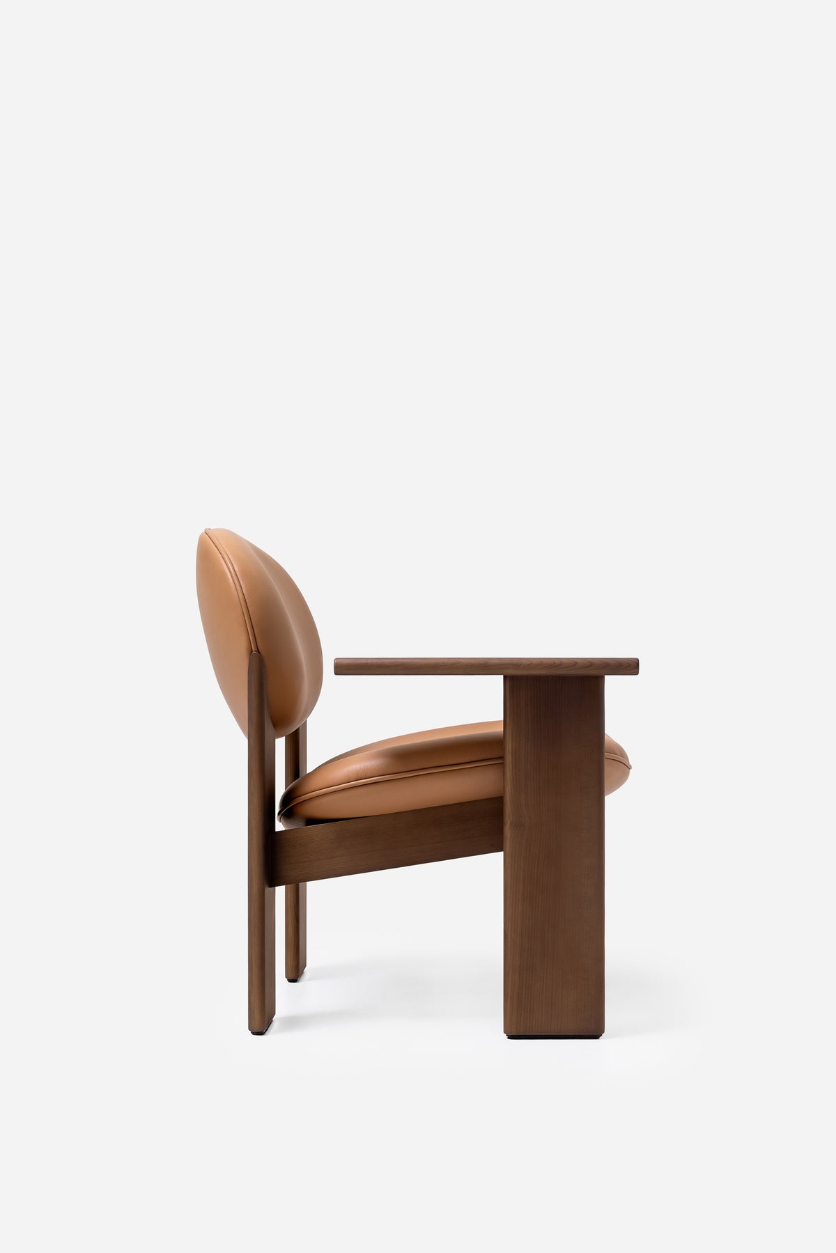 Archipen Lounge Chair