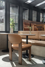 Laden Sie das Bild in den Galerie-Viewer, Archipen Chair