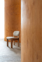 Laden Sie das Bild in den Galerie-Viewer, Archipen Chair