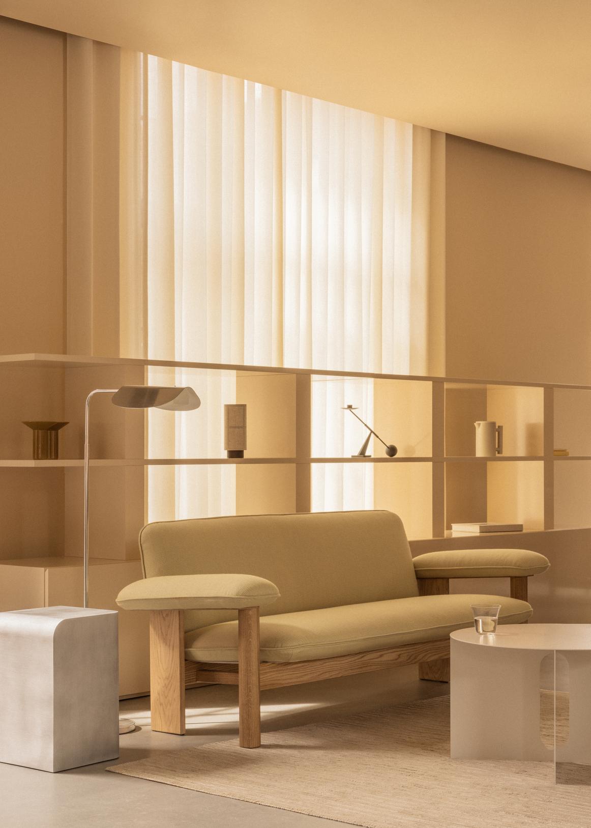 Wing Floor Lamp
