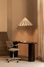 Laden Sie das Bild in den Galerie-Viewer, The Eclipse Desk