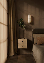 Load image into Gallery viewer, Hashira Wall Lamp